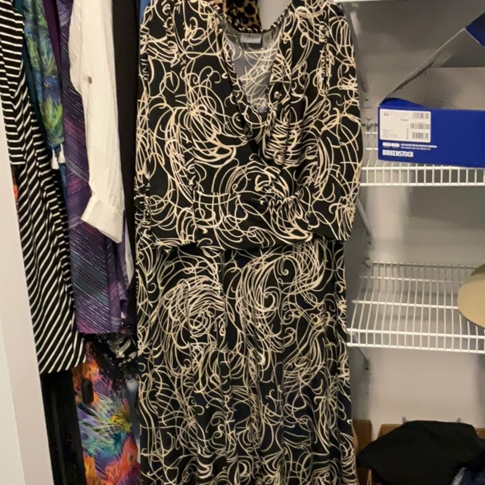 Dress, black tan